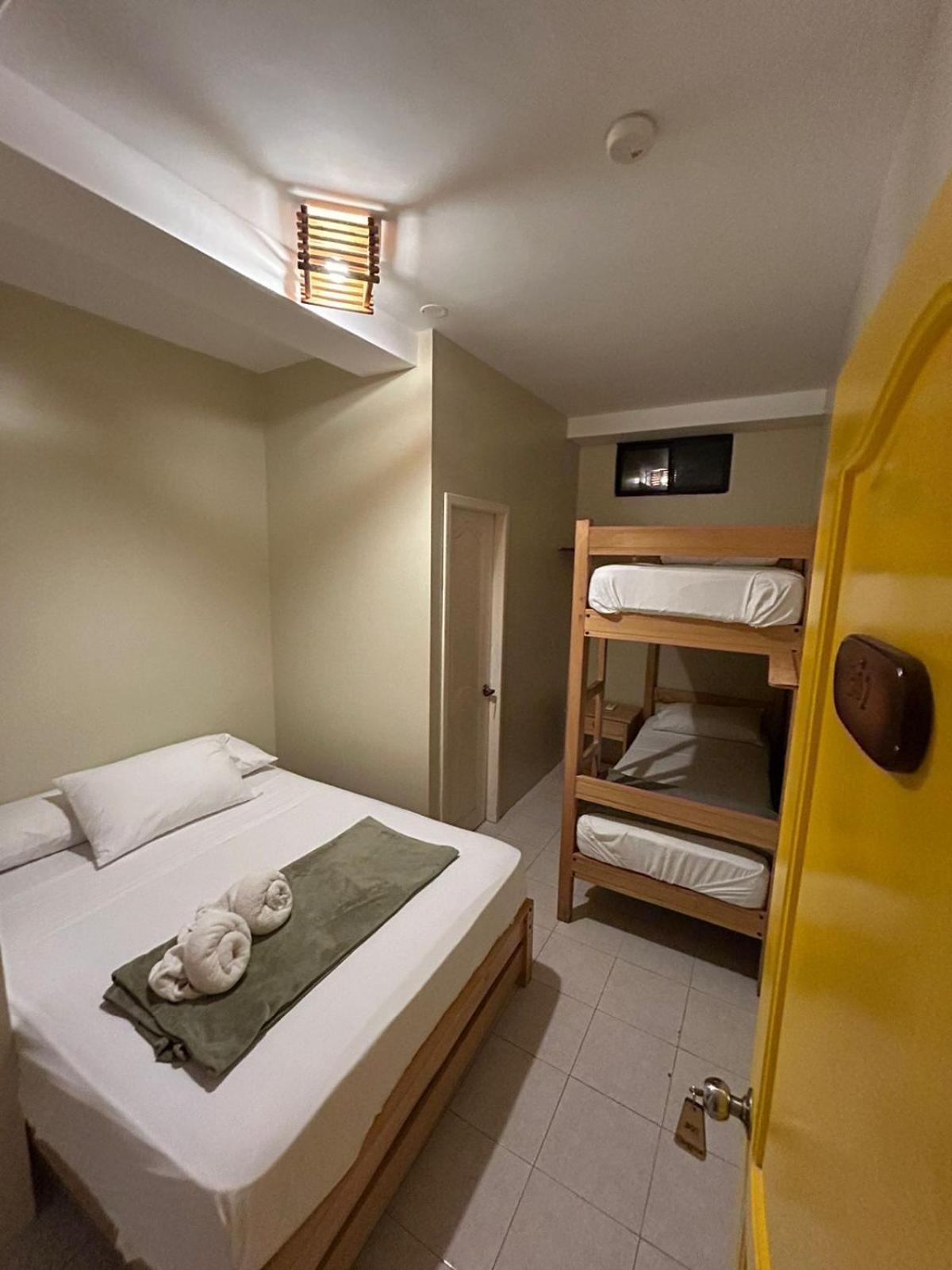 Chescos Hotel Salinas  Extérieur photo